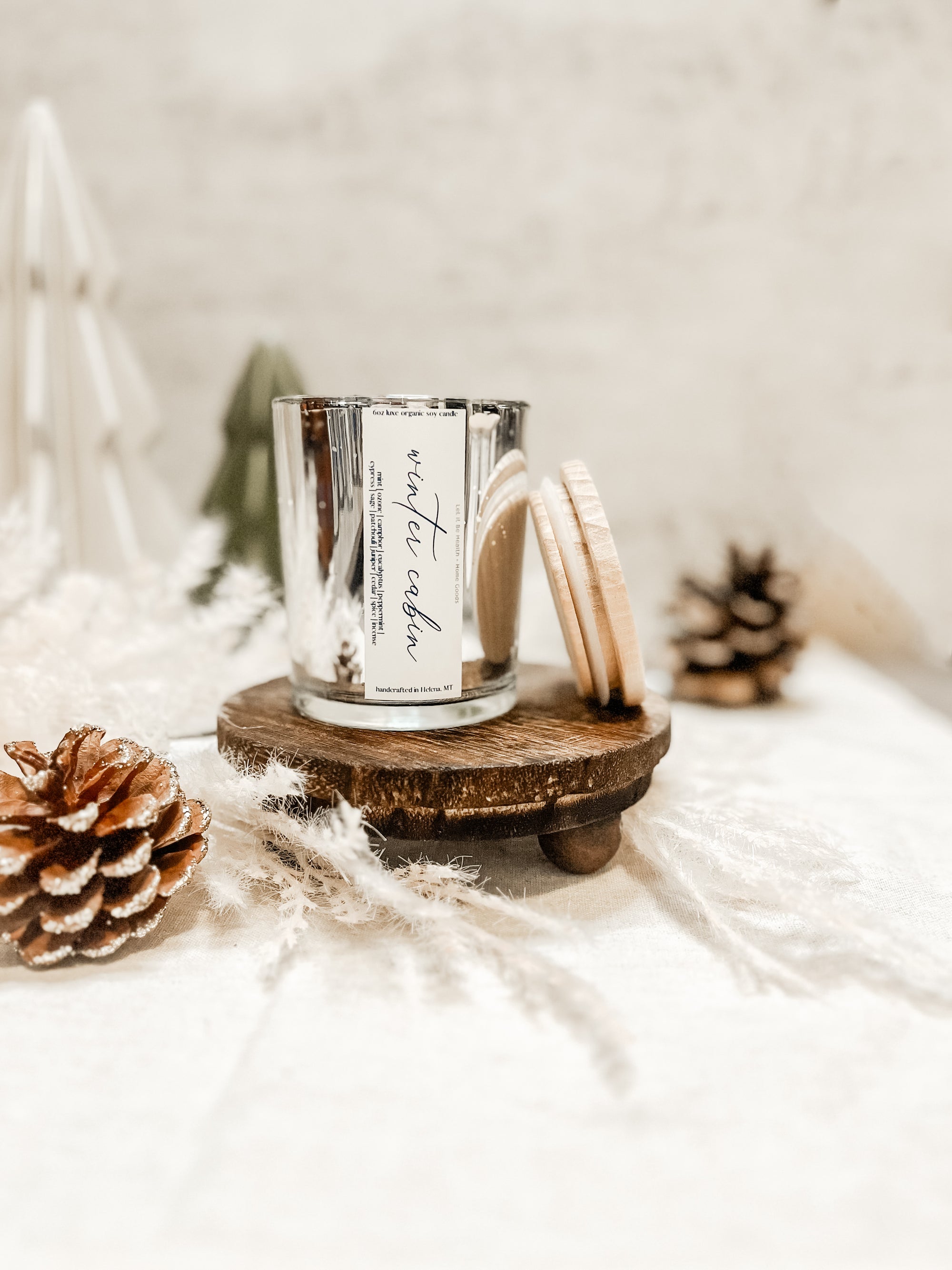 Winter Cabin Wooden Wick Soy Candle